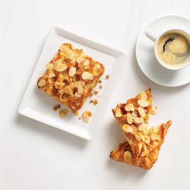 Image of COM: Pastry Caramel Almond Delicacy Ready To - 36 x 90 Grams